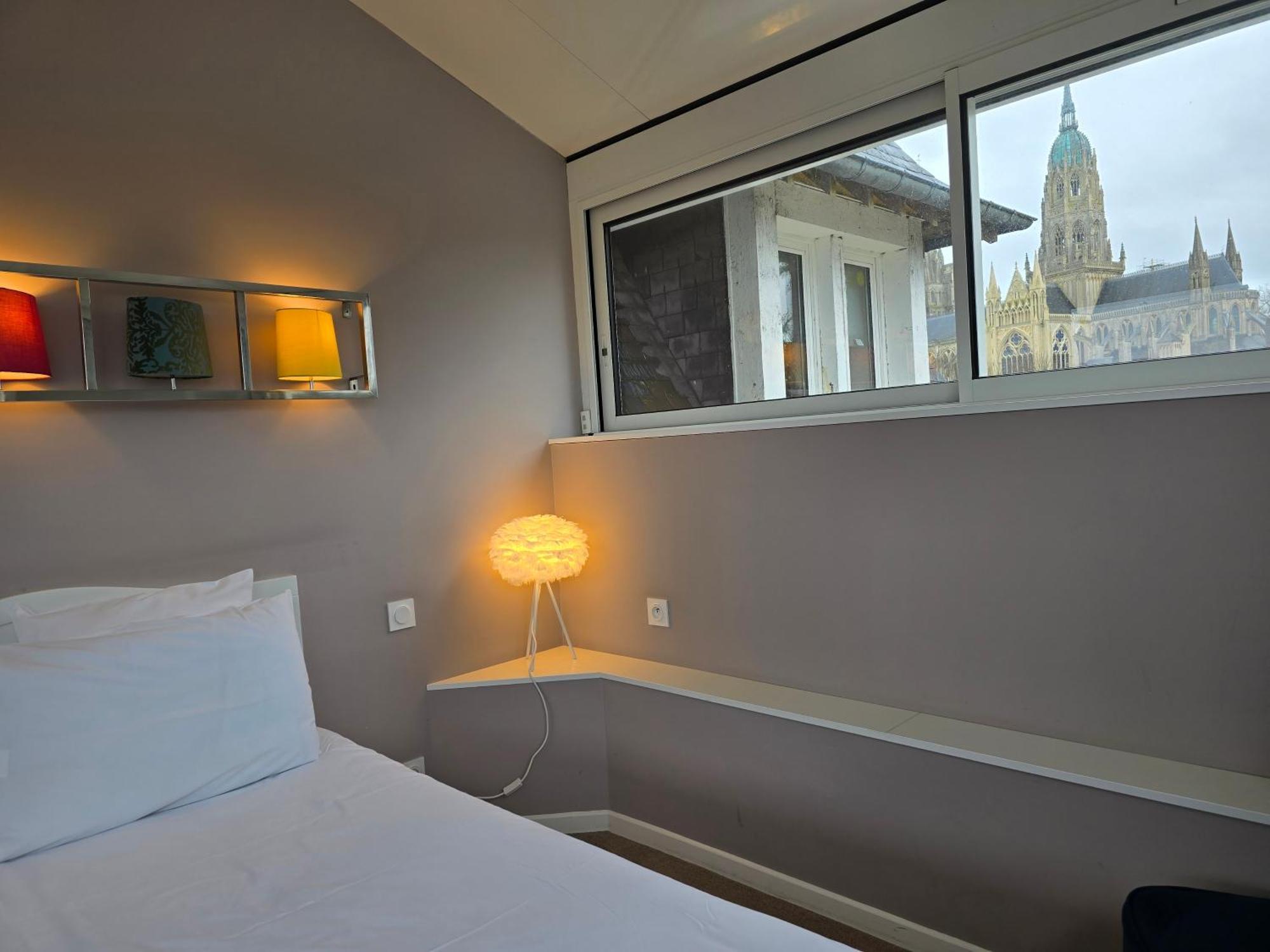 Le Castel Guesthouse Байе Экстерьер фото